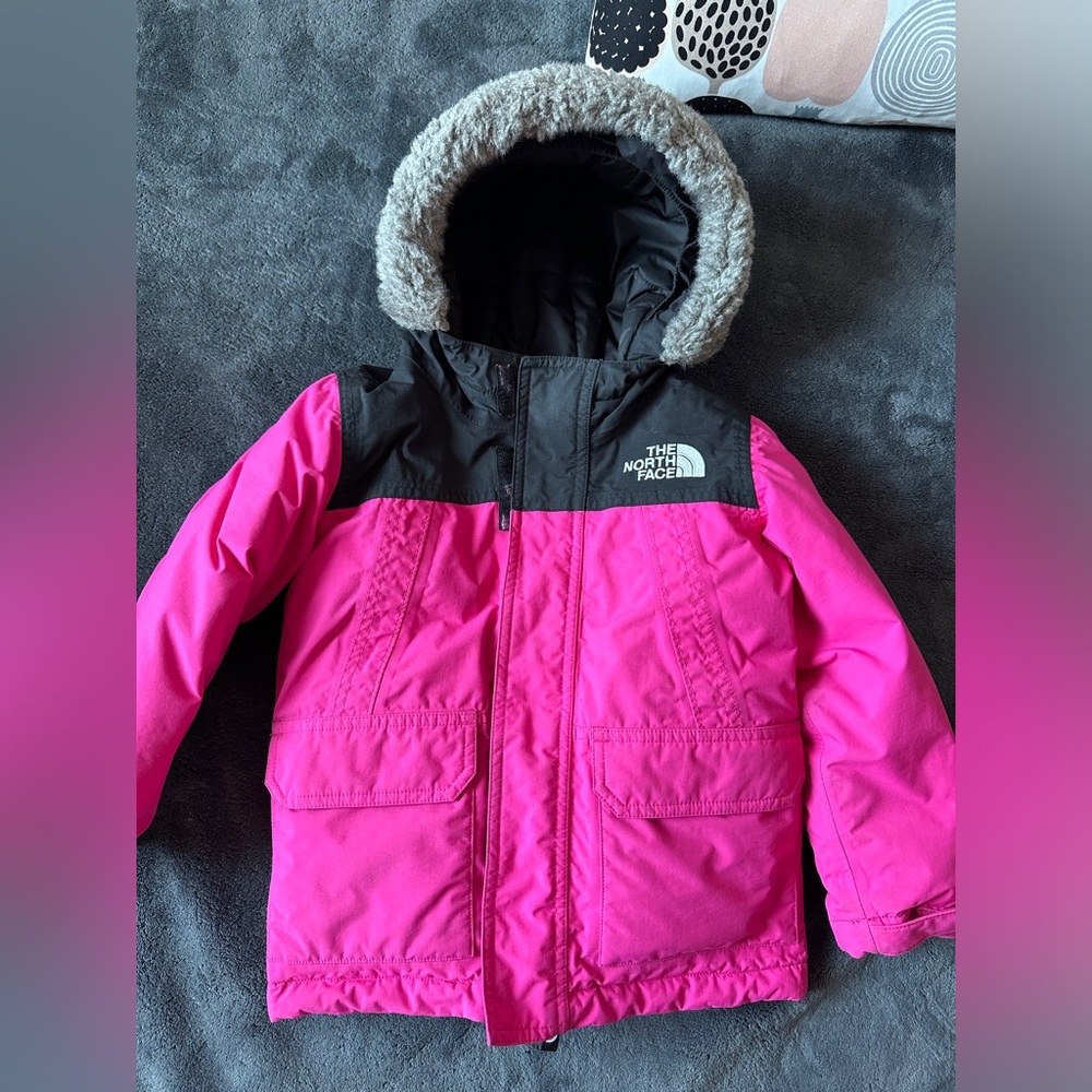 VGUC North Face insulated down parka, size 4T